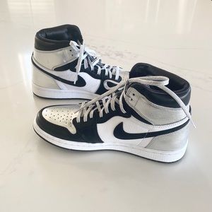 AUTHENTIC NIKE High Top Jordans